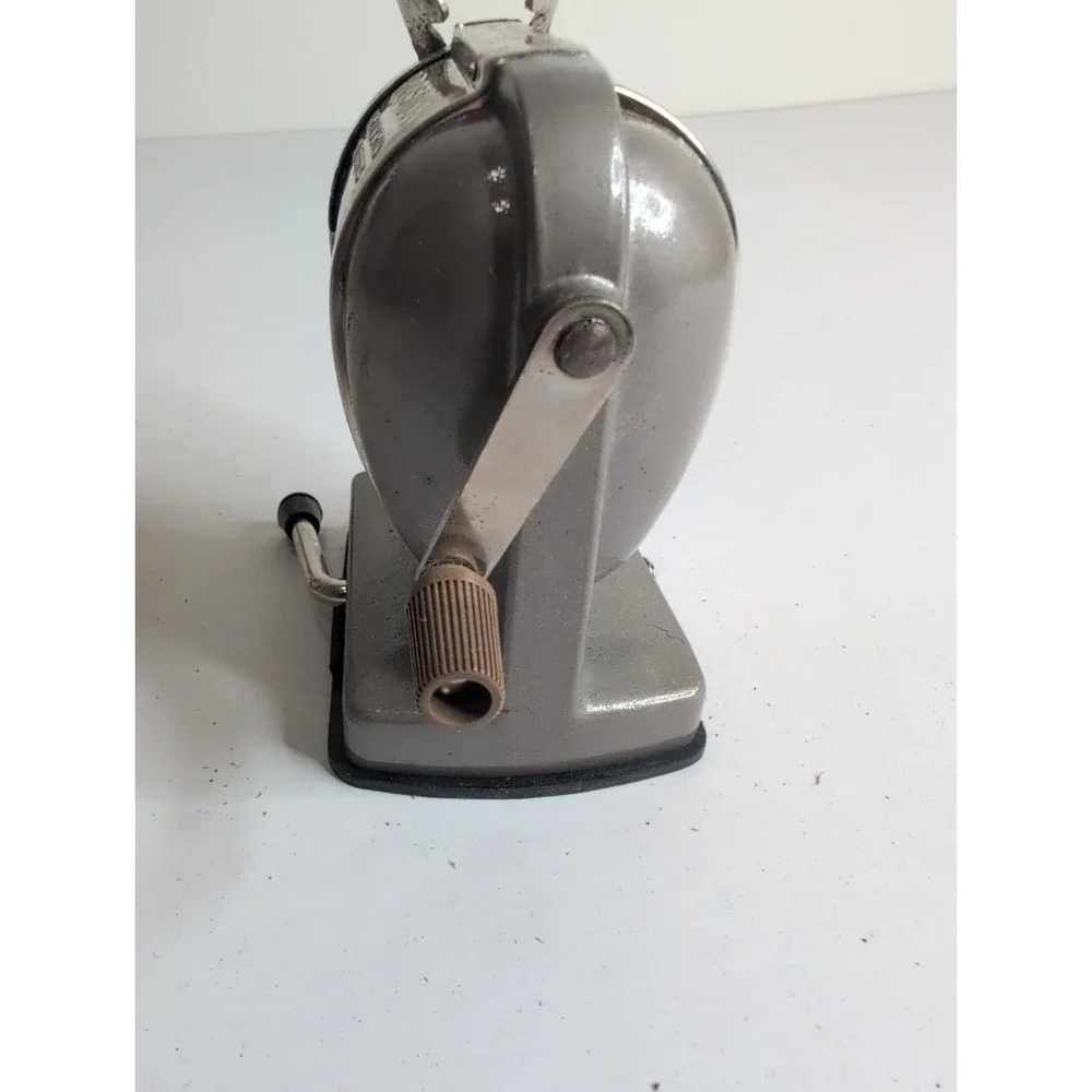 Vintage Hunt Boston Vacuum Mount Pencil Sharpener SF1068 Self-feeder W Manual